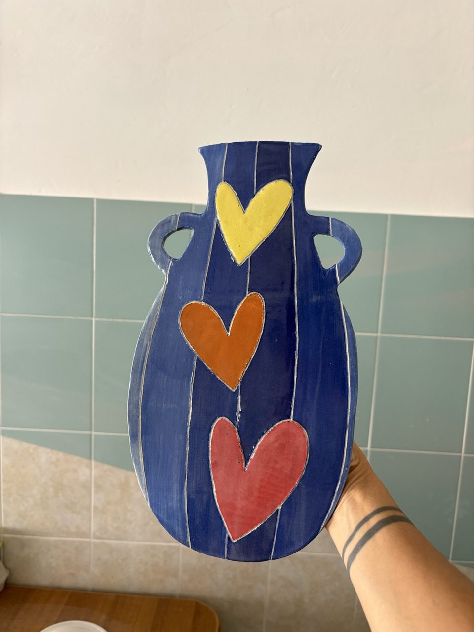 Vaso-fiori-parete-cuori